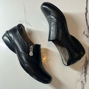 NATURALIZER Clarissa Black Shoes